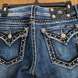 Miss Me JE5014B23R bootcut jeans, size 28